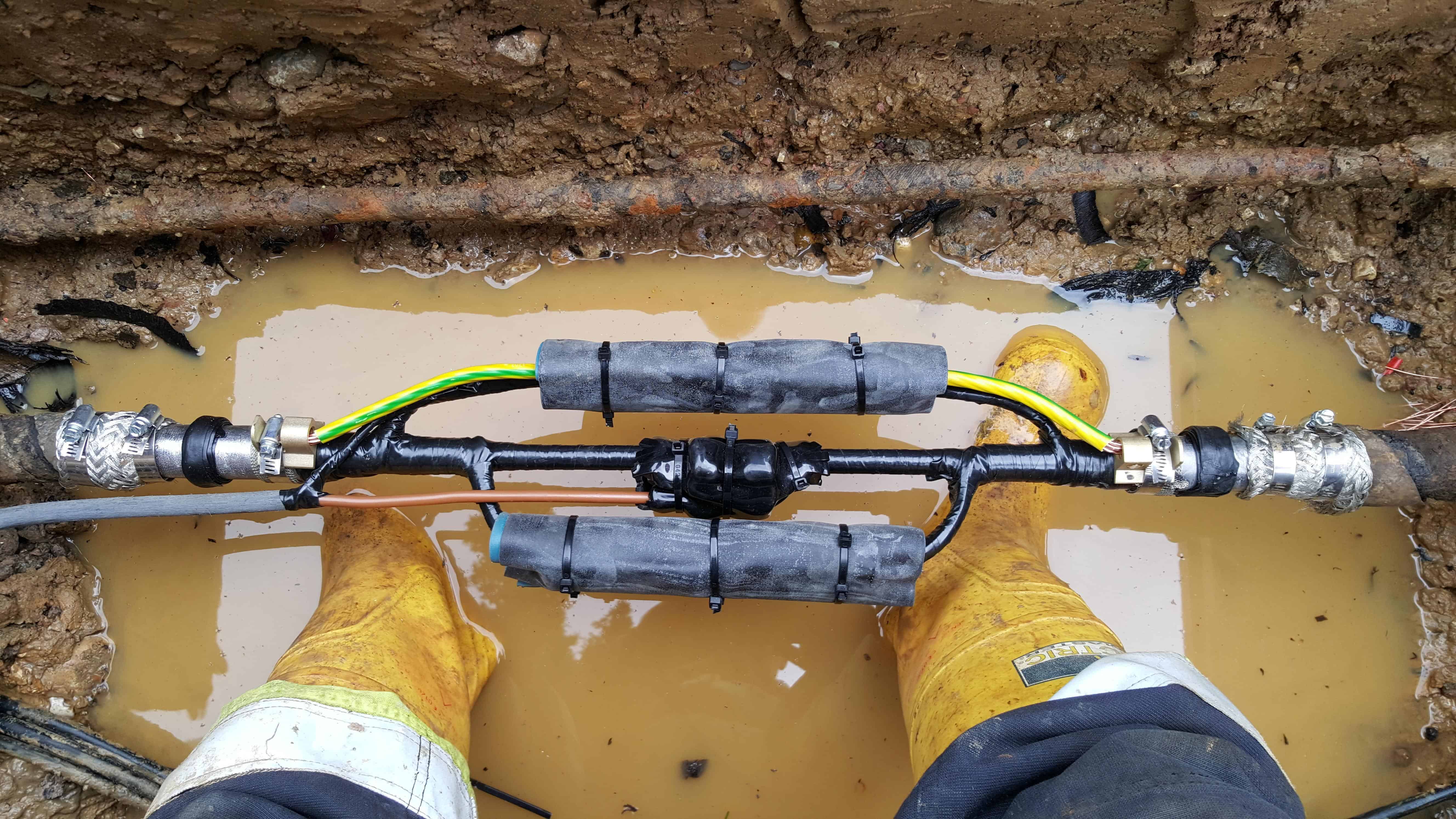 Live Cable Joint - Triple Concentric PILC Cable (Street Lighting LV)