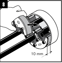 Insert the seal into the sleeve. Leave a 10 mm margin to simplify the installation of the last piece.