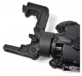 Wide-opening head