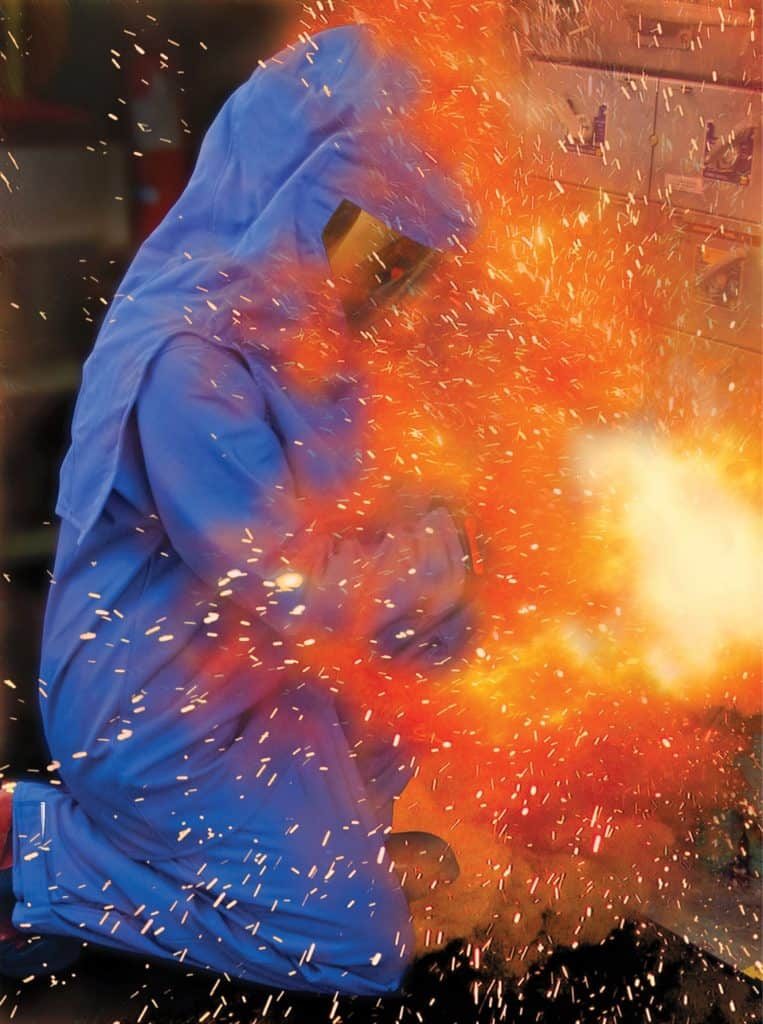 “30,000 Arc Flash Incidents per year” Source: ISHN