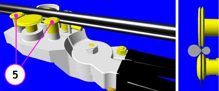 Position the cable on the guiding rollers insuring yourself that they are well in the cable lodging. (see drawing)