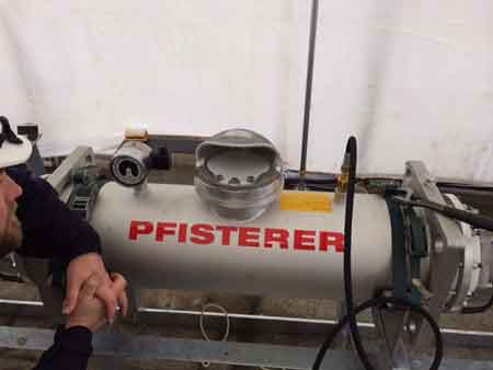 132kV EHV Gas Filled Straight Joint With Pfisterer Connex Size 6 Connectors