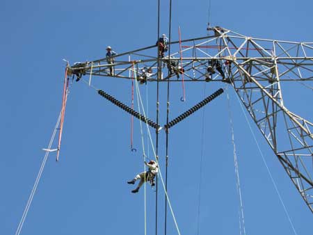 500kV Barehand "V" String Rope Access