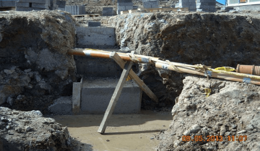 Cable Strikes | How To Support LV to 33kV Electricity Cables The above image demonstrates how not to support electricity cables