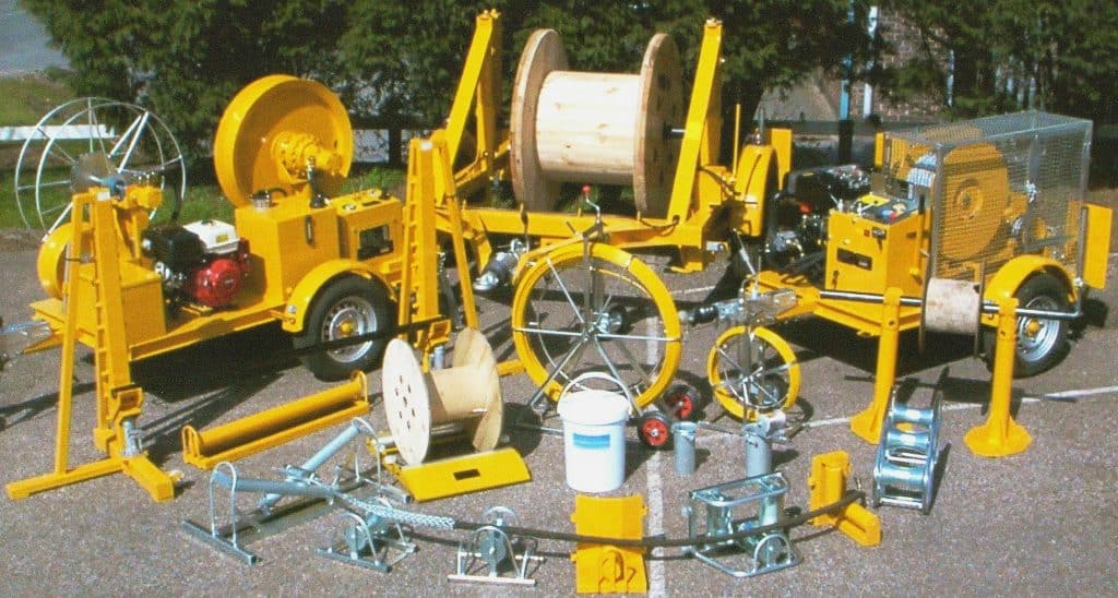 Cable Pulling Cable Laying