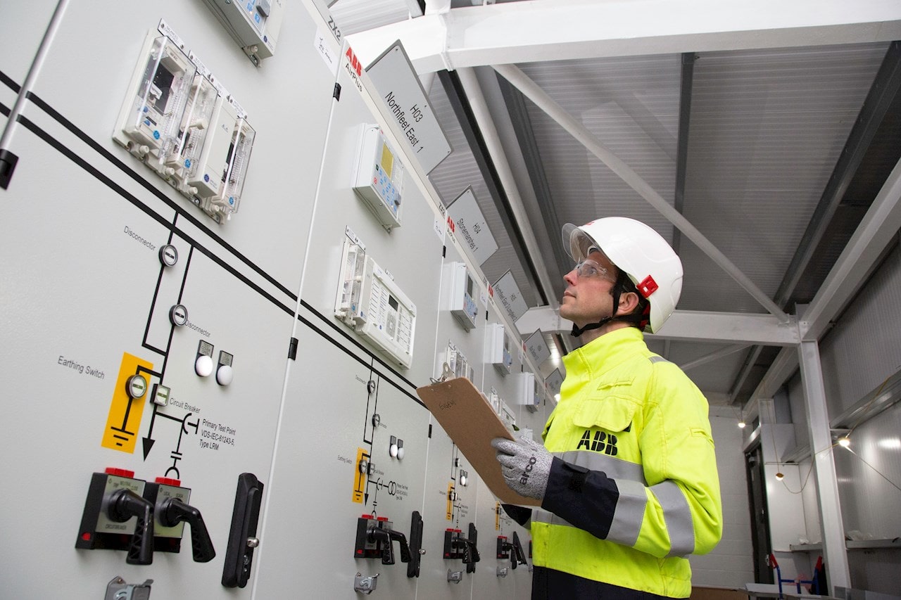 As part of its Environmental Action Plan, the UK’s biggest electricity distributor will install ABB switchgear containing innovative AirPlus