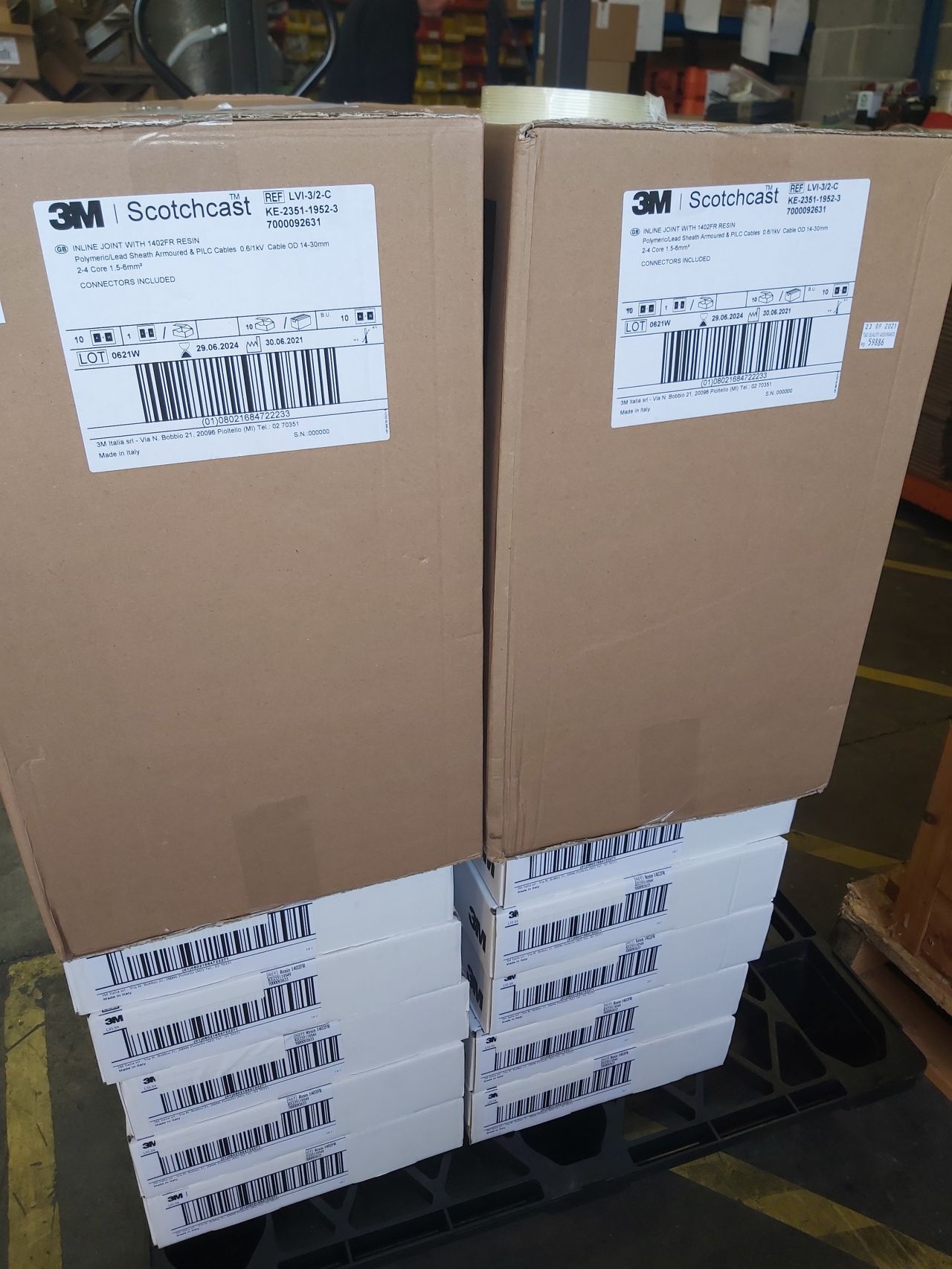Thorne & Derrick supply 3M, Prysmian, Filoform and SPS low voltage cable joints suitable for connecting and jointing single and multi-core/pair power, control and instrumentation cables up to 600/1000V (3.3kV) in industrial and hazardous area locations – specialist applications include fire resistant, low smoke zero halogen, hydrocarbon resistant and utility cable joints. Thorne & Derrick supply 3M, Prysmian, Filoform and SPS low voltage cable joints suitable for connecting and jointing single and multi-core/pair power, control and instrumentation cables up to 600/1000V (3.3kV) in industrial and hazardous area locations – specialist applications include fire resistant, low smoke zero halogen, hydrocarbon resistant and utility cable joints.