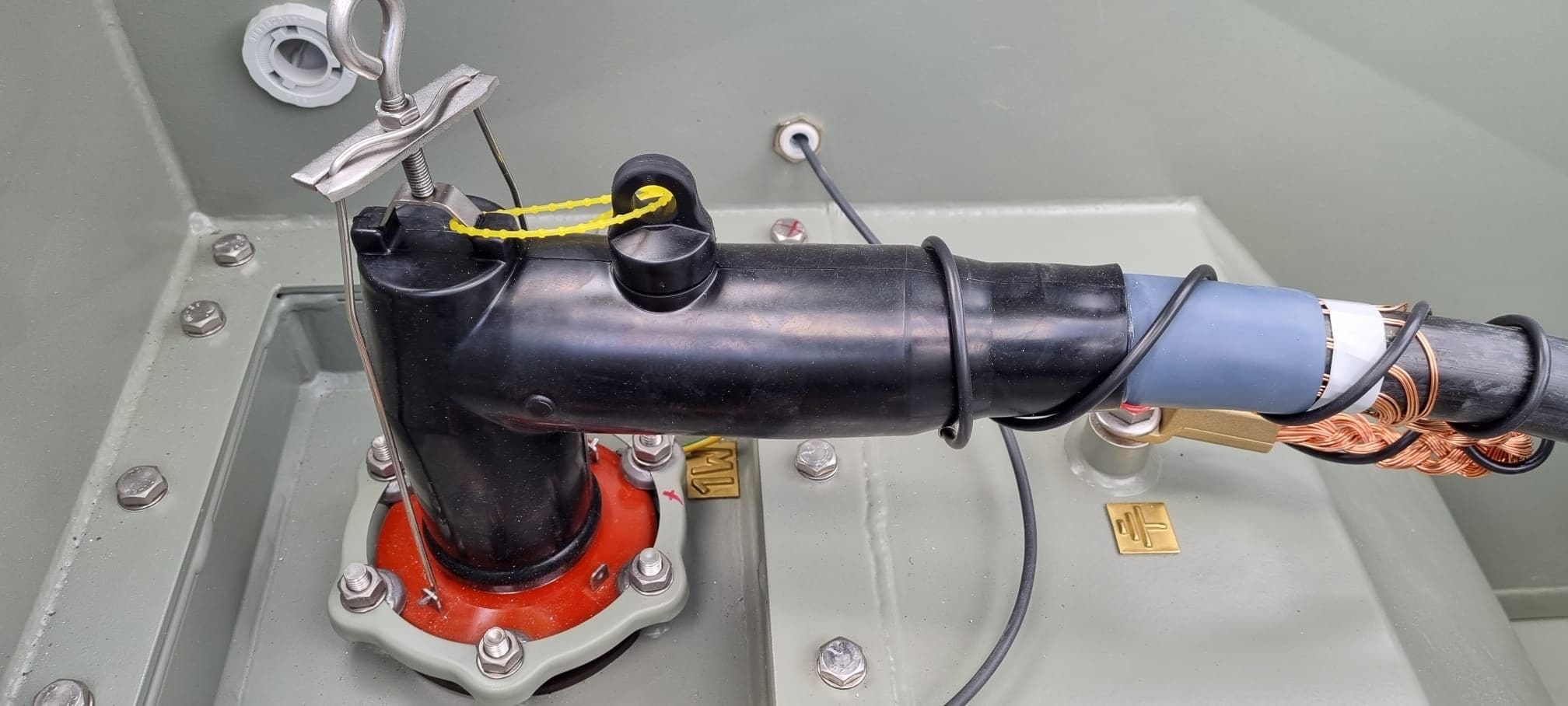 Thorne & Derrick distribute the most extensive range of MV HV Medium & High Voltage Cable Joints, Terminations & Connectors from manufacturers including 3M, Prysmian, Nexans Euromold, Elastimold, Pfisterer CONNEX & SEANEX and Shrink Polymer Systems.