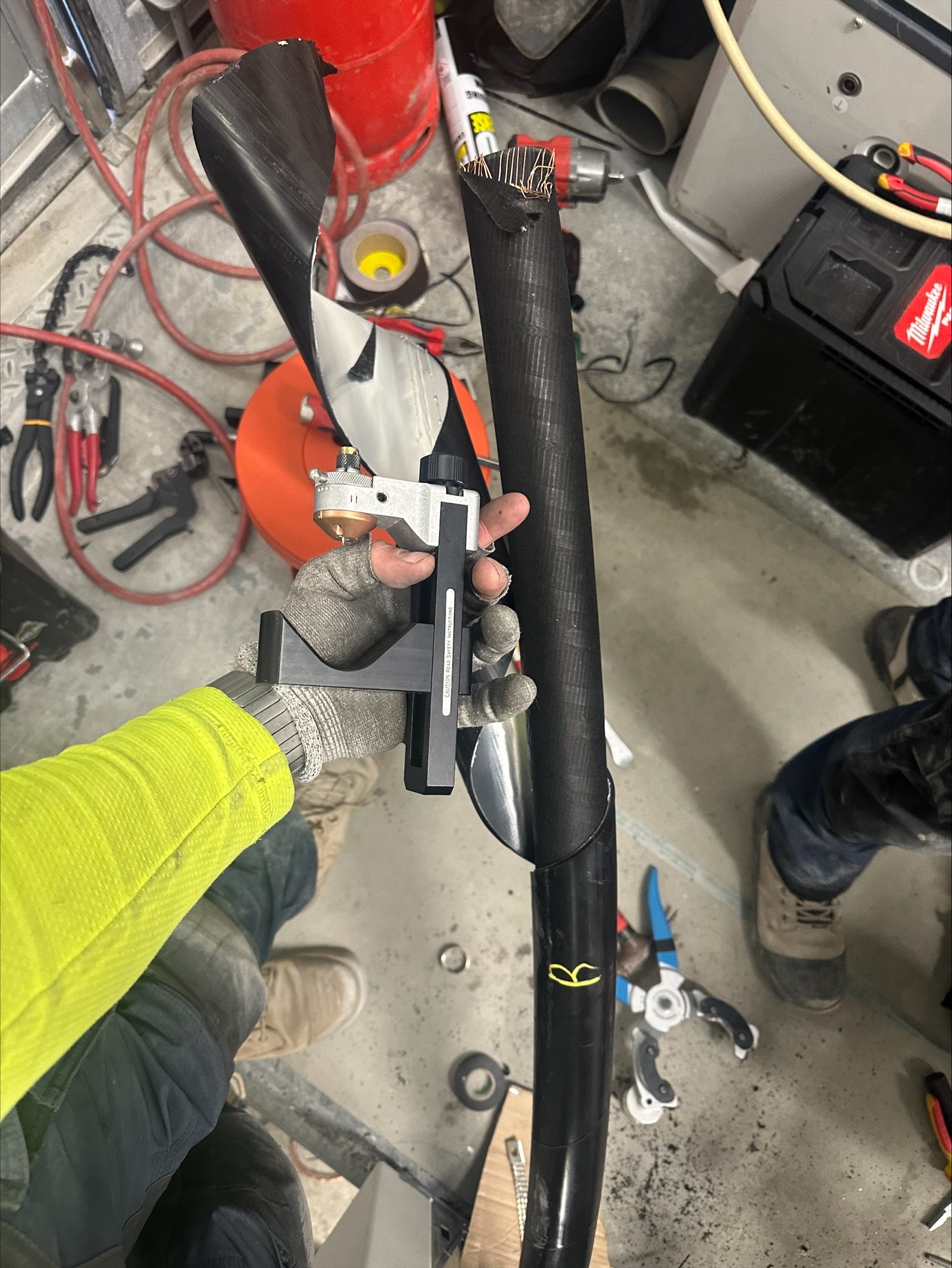 33kV Cable Termination | Stripping Sheath with Bonded Aluminium Screen 33kV Cable Termination | Stripping Sheath with Bonded Aluminium Screen