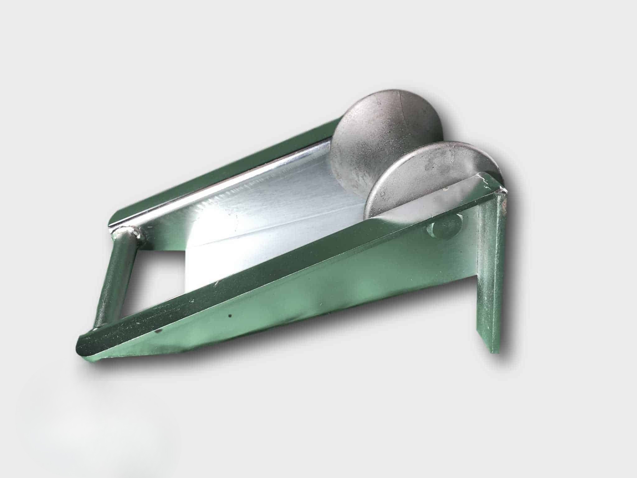 Edge Mount Manhole Lead In Cable Roller MR1