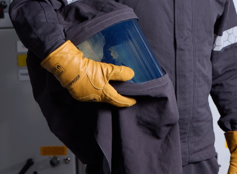 Up to 20% lighter than most other helmets