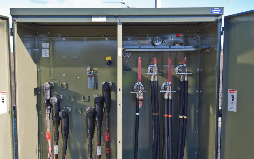 3M High Voltage Transformer Connections Live Front & Dead Front